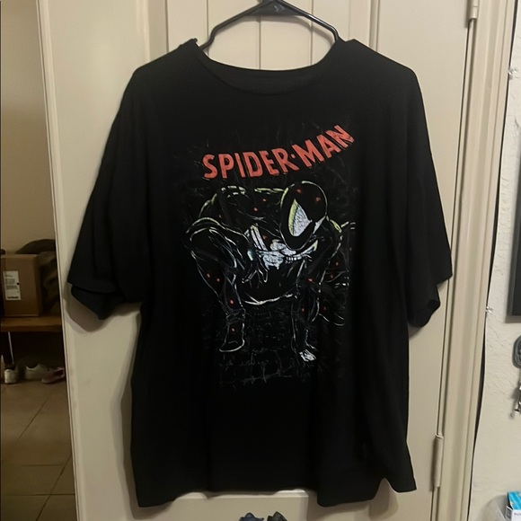 Marvel Spiderman Black 2XL Shirt - Picture 3 of 4